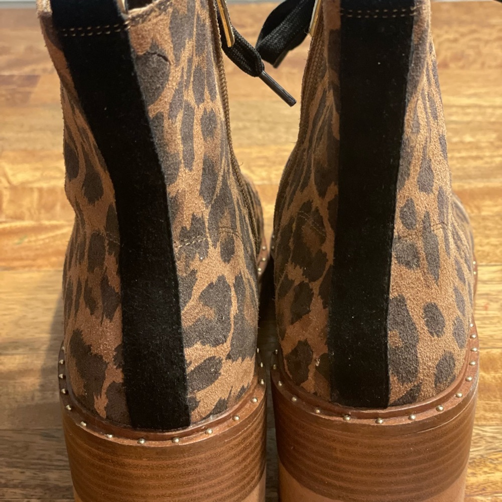 Leopard Boot - Picture 4 of 5